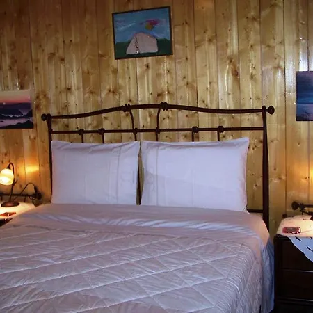Yades Guest house Arachova