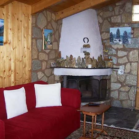 Yades Guest house Arachova