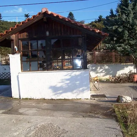 Yades Guest house *