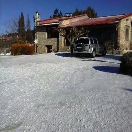Yades Arachova